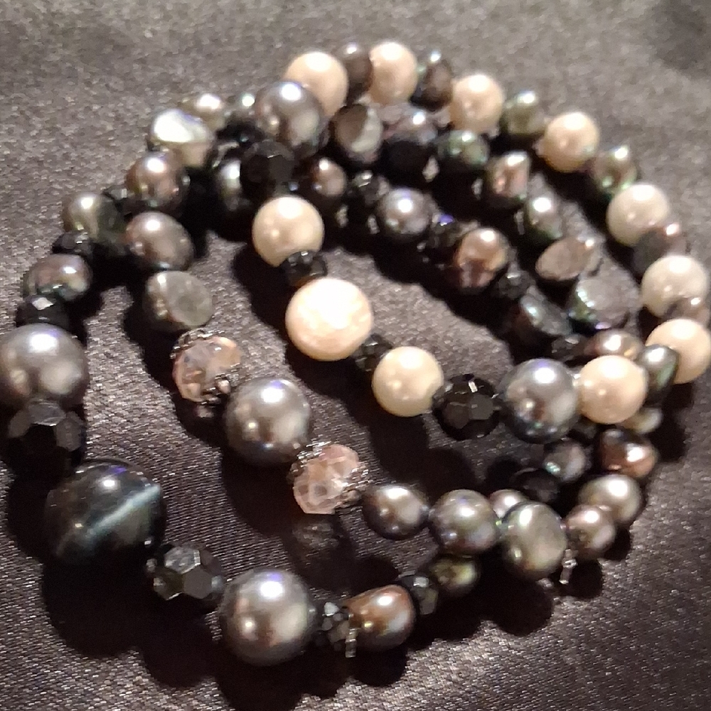Cultured Fresh Water Black and White Pearl Braclets Set Of 3 Expandable
